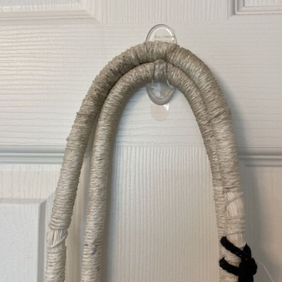 Escape- woven beach tote- black and white- shell tassel - Picture 5 of 10